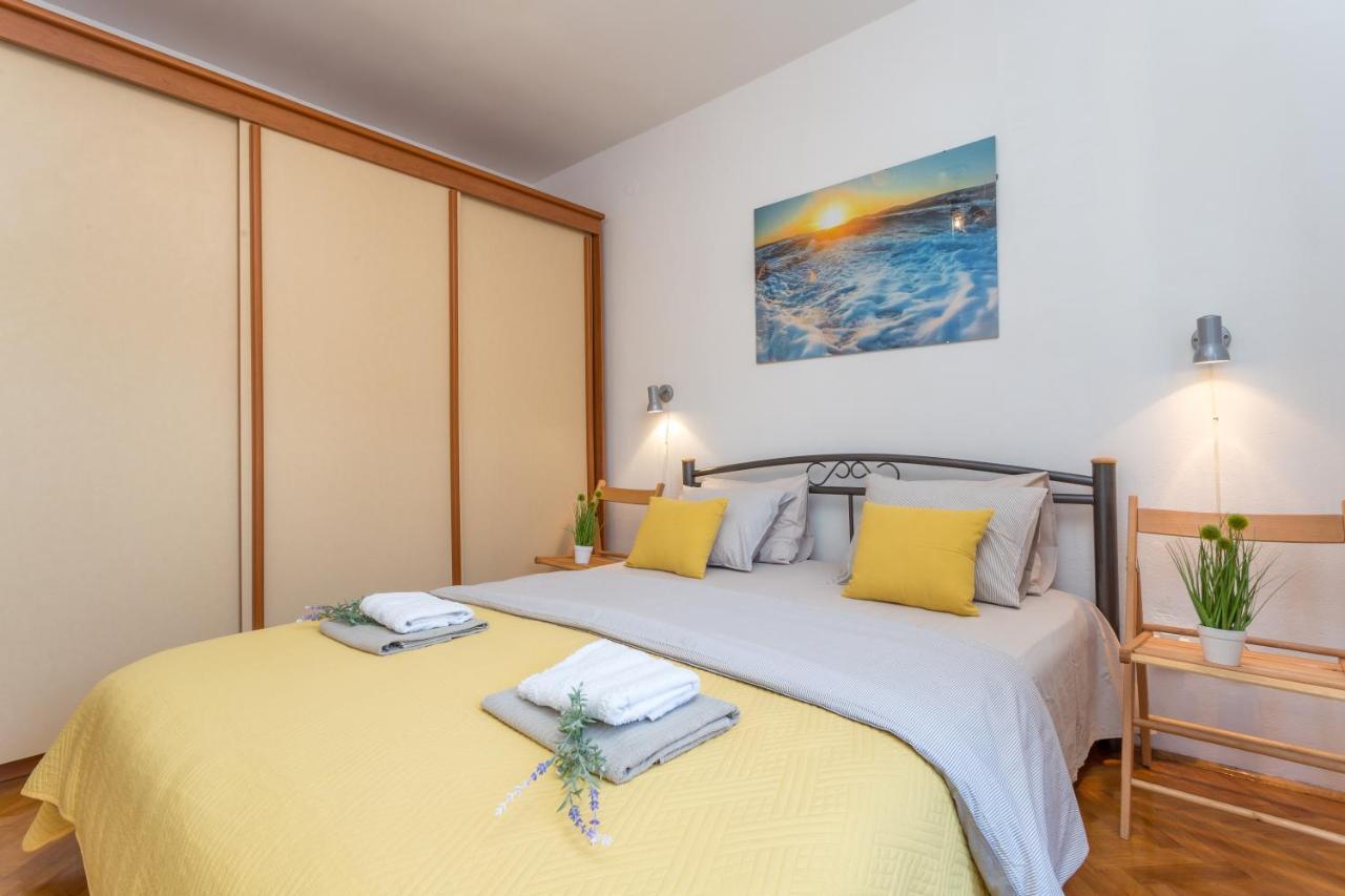So Hvar So Good! Spacious With Terrace Hvar Town Exteriör bild