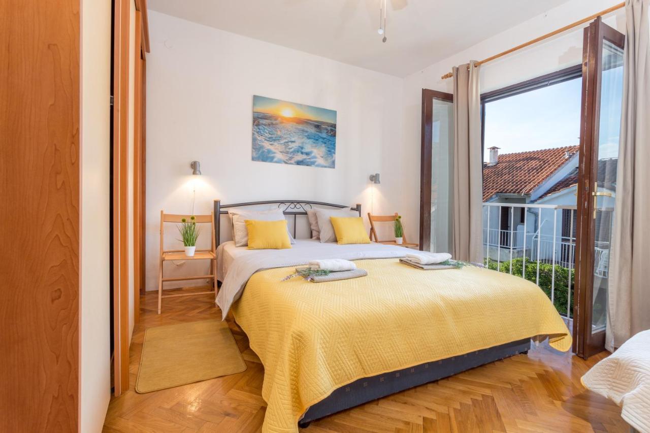 So Hvar So Good! Spacious With Terrace Hvar Town Exteriör bild