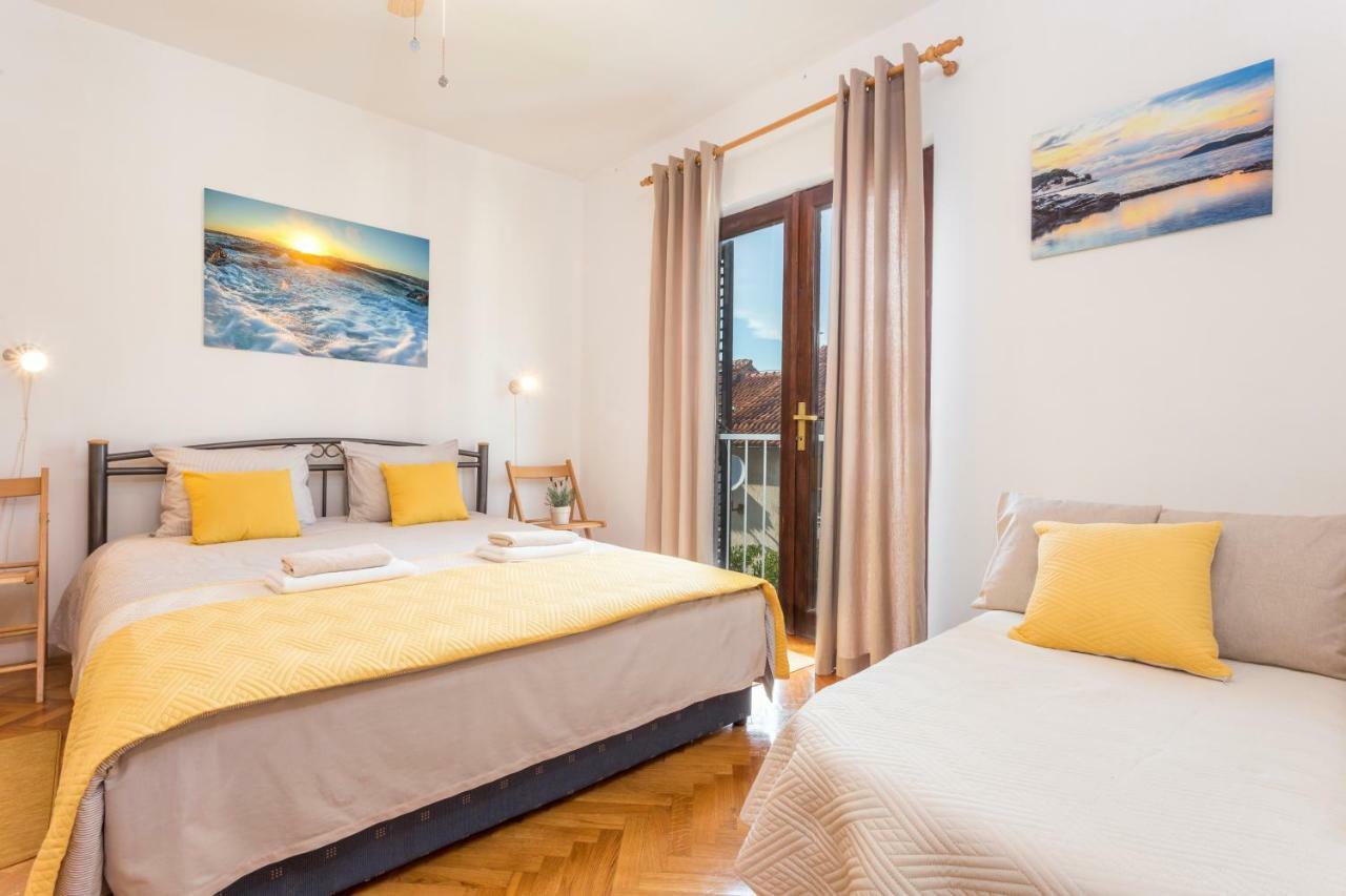 So Hvar So Good! Spacious With Terrace Hvar Town Exteriör bild